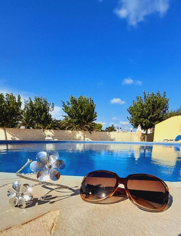 カラ・エン・ブラネスApartamento Con Piscina En Ciudadela, Cala En Blanesアパートメント エクステリア 写真